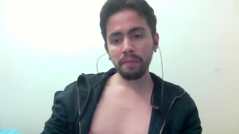 alejo_shy online show from February 17, 3:15 am