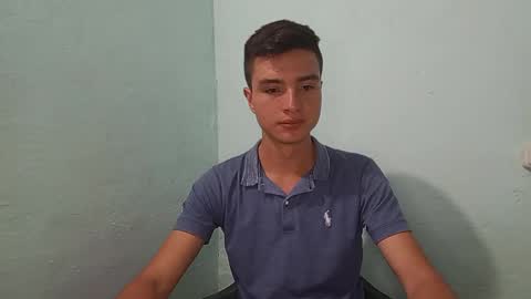 Snapshot of aleo_011 chatting on December 11, 3:26 am Alejandro online show from December 11, 3:26 am