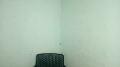 Snapshot of aleo_011 chatting on December 24, 9:22 pm Alejandro online show from December 24, 9:22 pm