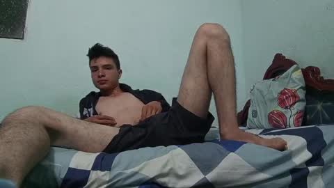 Snapshot of aleo_011 chatting on February 9, 2:38 am Alejandro online show from February 9, 2:38 am