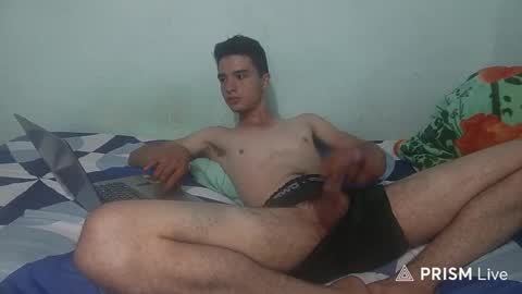 Snapshot of aleo_011 chatting on October 16, 3:03 am Alejandro online show from October 16, 3:03 am