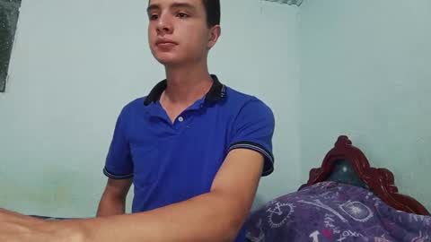 Snapshot of aleo_011 chatting on December 31, 2:19 am Alejandro online show from December 31, 2:19 am