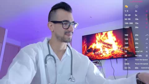 Kciqu3  Independent model online show from October 3, 12:04 am