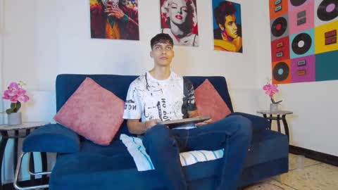 Alessio online show from November 18, 12:09 pm