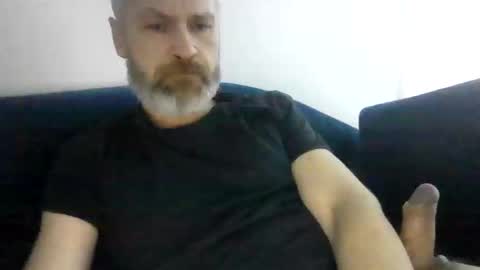 Snapshot of alex80581 chatting on February 1, 9:19 pm Alexey online show from February 1, 9:19 pm
