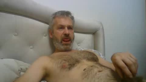 Snapshot of alex80581 chatting on September 13, 10:11 pm Alexey online show from September 13, 10:11 pm