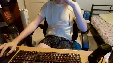 Alex online show from November 12, 7:30 pm