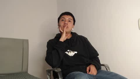 Owen online show from April 1, 4:14 am