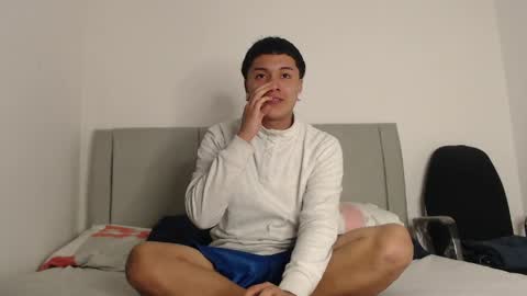 Owen online show from April 14, 2:44 am