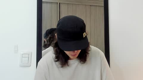 alex_connorr online show from February 3, 5:14 pm