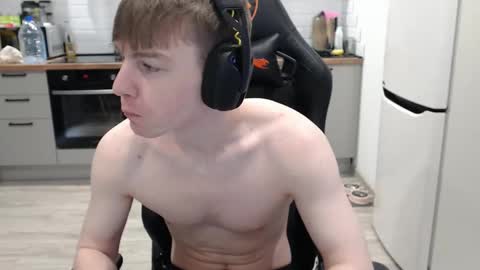 Snapshot of alex_gotcha chatting on March 11, 7:37 am Alex online show from March 11, 7:37 am