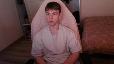 Snapshot of alex_gotcha chatting on September 21, 1:39 am Alex online show from September 21, 1:39 am