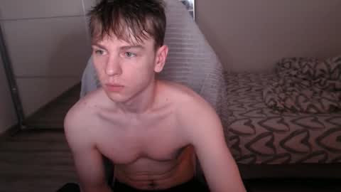 Snapshot of alex_gotcha chatting on October 12, 11:21 pm Alex online show from October 12, 11:21 pm