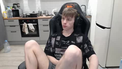 Snapshot of alex_gotcha chatting on February 26, 6:42 pm Alex online show from February 26, 6:42 pm