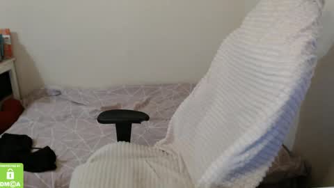 Alex online show from April 14, 1:38 am