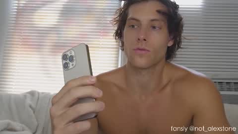 Alex Stone online show from November 3, 7:48 pm