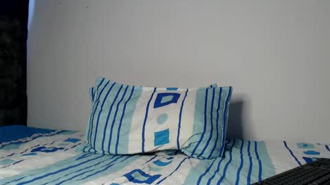 alex_mark_ online show from May 29, 5:12 pm