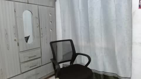 alex online show from June 20, 11:10 pm