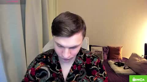 alex_milson online show from March 16, 7:40 pm