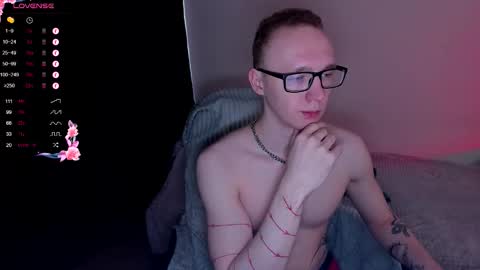 alex_silent online show from October 20, 11:58 am