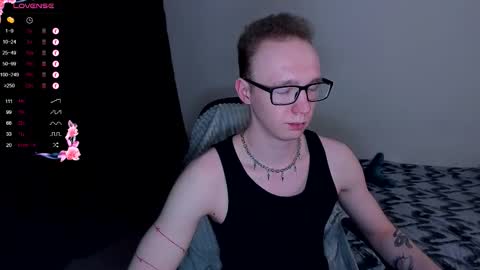 alex_silent online show from October 7, 2:10 pm