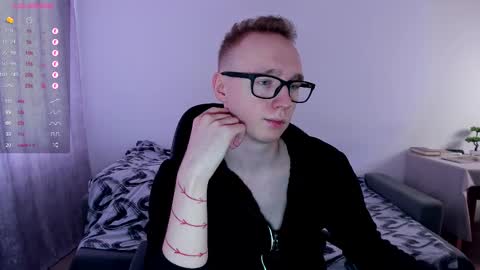 alex_silent online show from March 2, 9:32 am