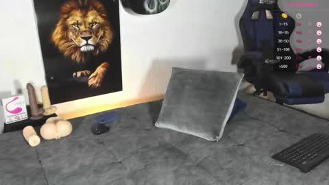 Alex Woll online show from February 13, 4:32 am