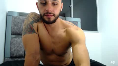 alexander_2015 online show from October 3, 4:17 am