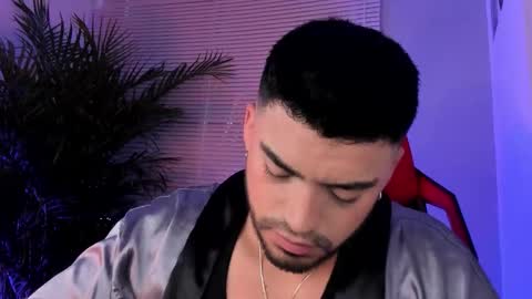 Alexander Diaz online show from September 15, 10:49 am