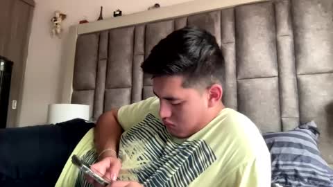 Snapshot of alexandergrey760886 chatting on January 8, 12:47 pm alexander grey online show from January 8, 12:47 pm