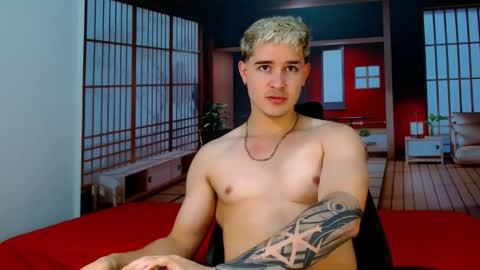 Alex online show from November 14, 7:59 pm