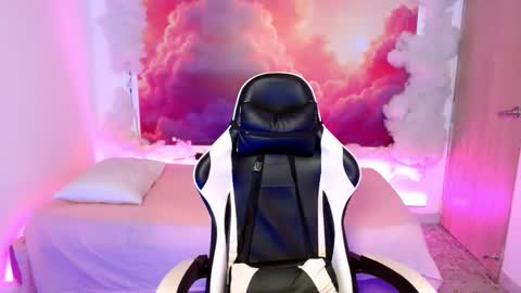 Alex online show from December 1, 7:06 pm