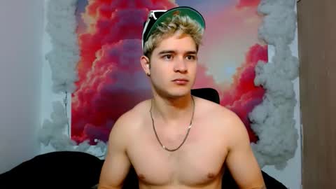 Alex online show from December 2, 7:17 pm