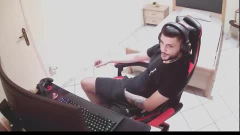 alexthepro00 online show from October 1, 4:33 pm