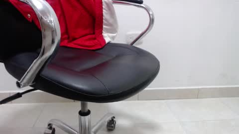 Alex online show from December 15, 2:37 pm