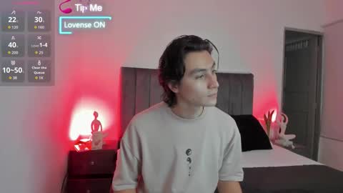 Alexxander Hall online show from September 14, 8:00 pm