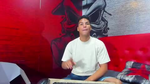 Snapshot of alexxander_king chatting on October 9, 3:17 pm alexxander_king online show from October 9, 3:17 pm