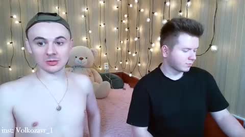 Snapshot of alexxx_d chatting on February 9, 6:58 pm AlexDimaIgor online show from February 9, 6:58 pm
