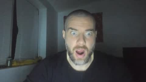 alfiesolomons87 online show from January 9, 8:47 pm