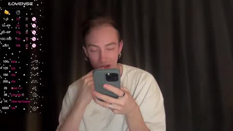 Alexa online show from December 8, 1:14 pm