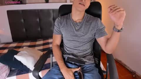 Snapshot of allexcano chatting on February 23, 1:16 pm Allex online show from February 23, 1:16 pm