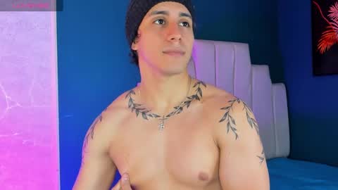 Snapshot of allexcano chatting on October 8, 3:00 am Allex online show from October 8, 3:00 am