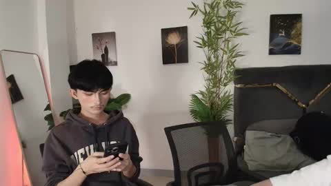 kim and josh online show from March 10, 7:58 am