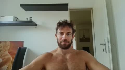 alphah_hunk online show from October 10, 11:15 am