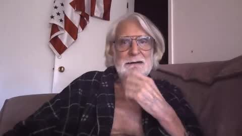 AlphaUniform online show from April 14, 10:31 pm