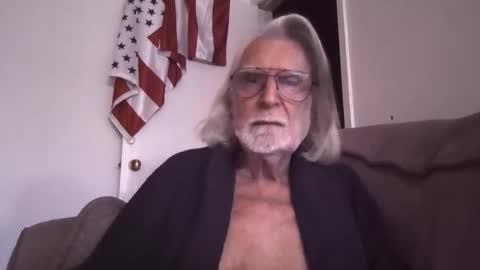 AlphaUniform online show from March 12, 8:27 pm