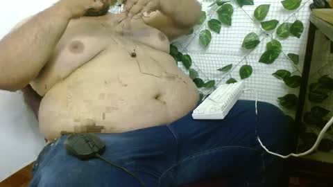 Jhosep online show from April 9, 2:56 pm