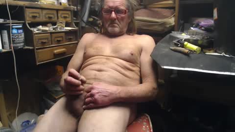 alwayshard4u1 online show from January 29, 11:41 am