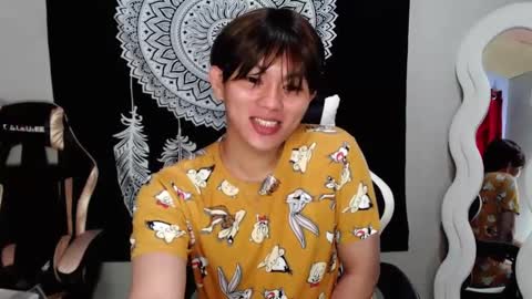 Snapshot of alyx_lust chatting on February 21, 7:43 pm Alyx online show from February 21, 7:43 pm