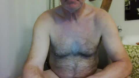 Snapshot of ambassador54 chatting on October 17, 8:57 pm Ambassador54 online show from October 17, 8:57 pm